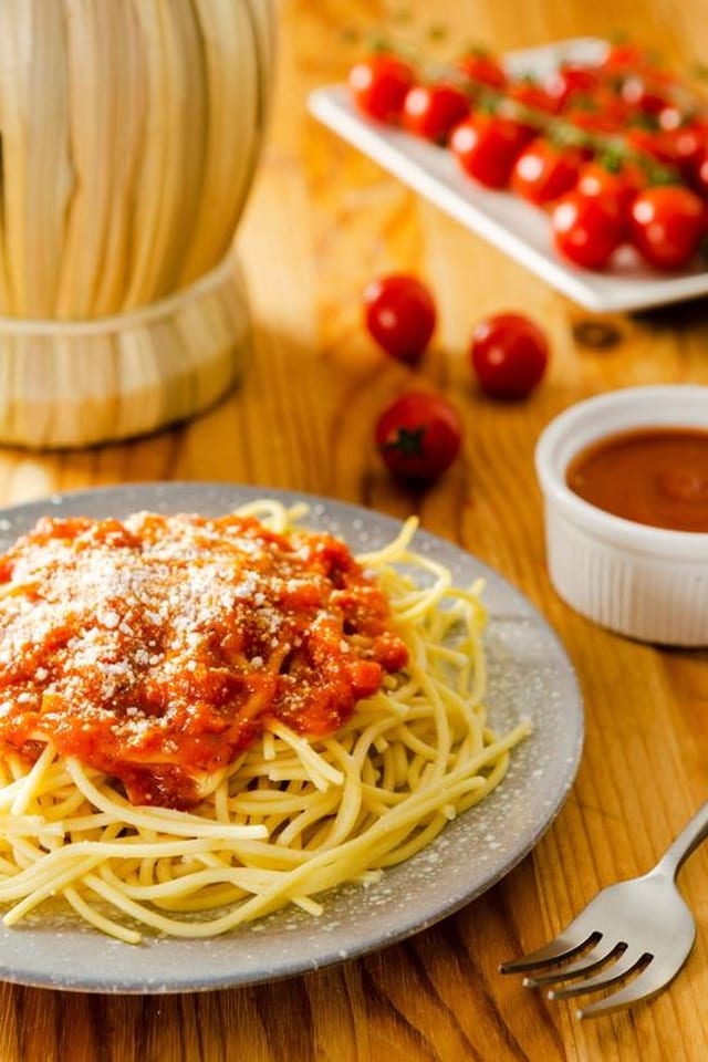 Spaghetti or Ziti with Sauce.